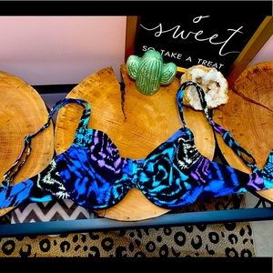 Bra style Coco Reef bikini top